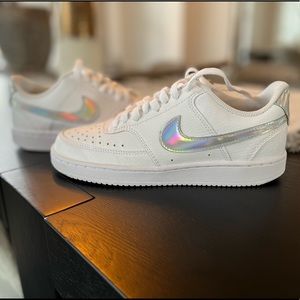 Brand New/No Box Women’s Nike with Iridescent Logo! Size 6